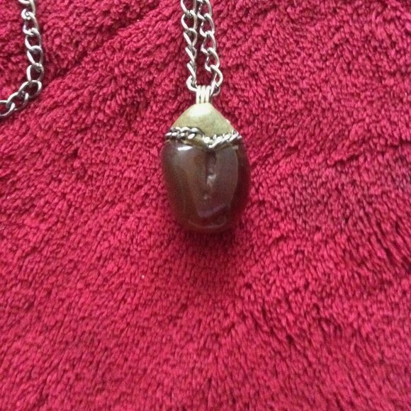 Vintage Carnelian & Green Labradorite Gemstone Pendant - Picture 3 of 3